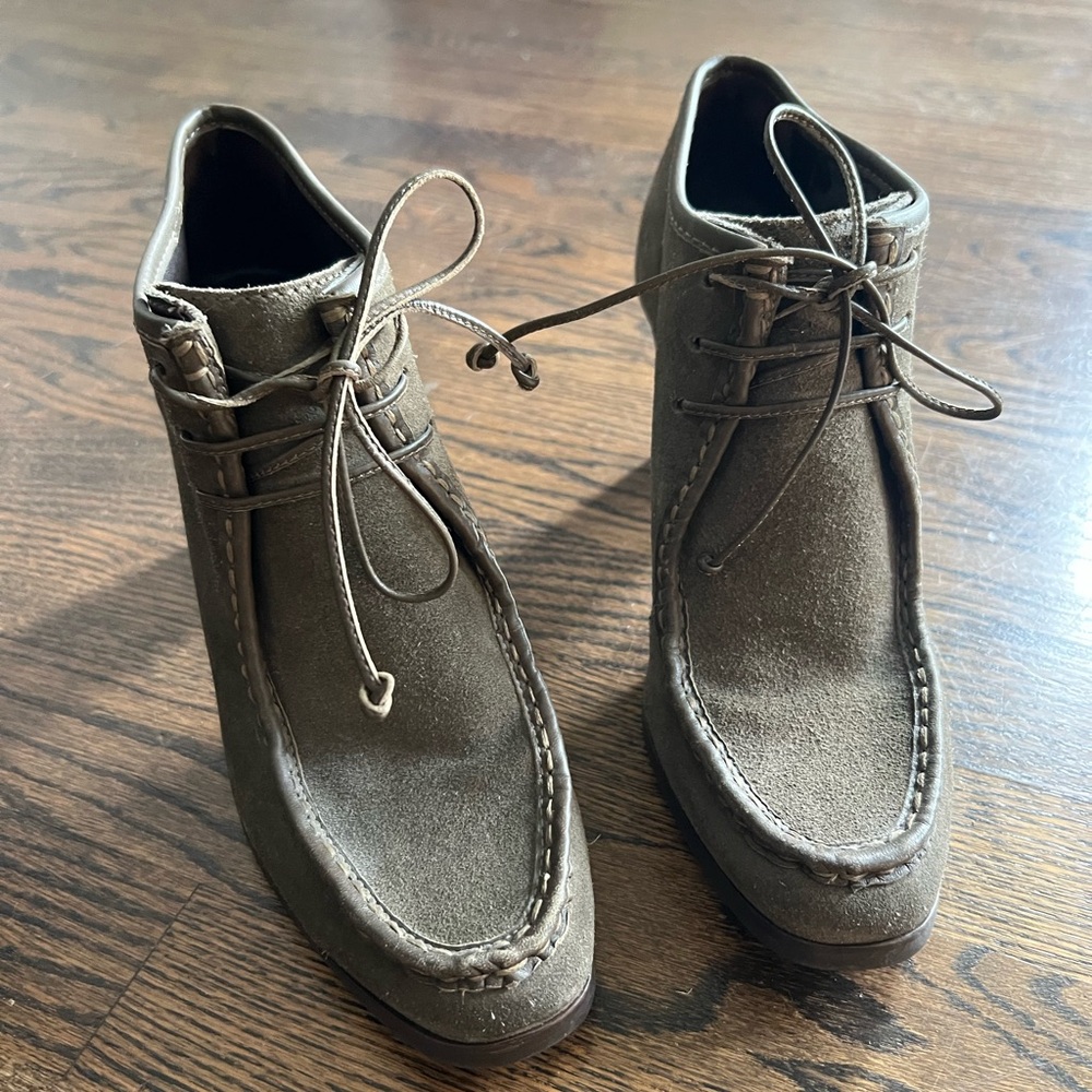 Diane Von Furstenberg suede Olive Ankle Boots